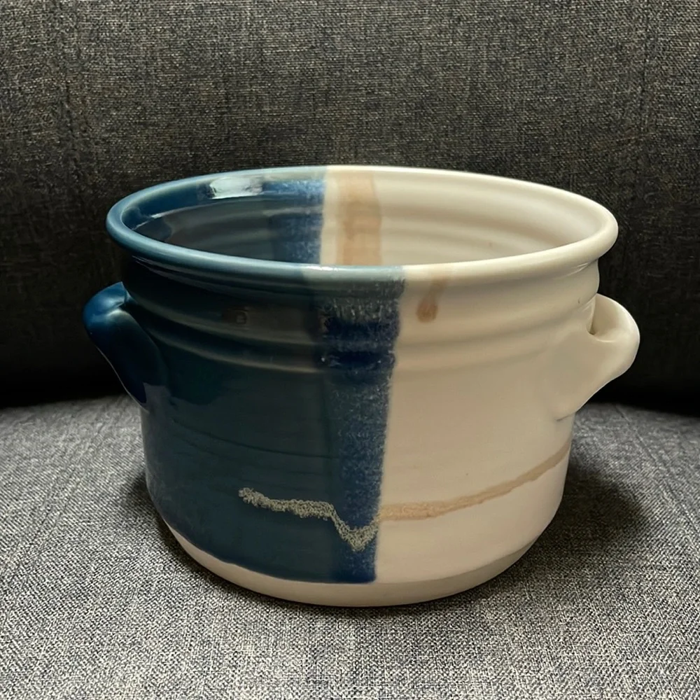 Walt Hartman Stoneware Clay Pottery Handmade Pot